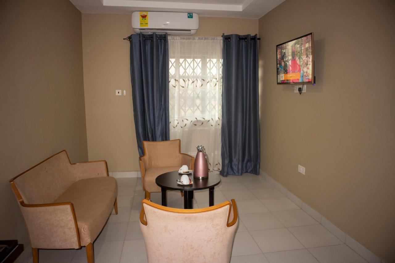 Kislas Luxury Hotel Adenta Zewnętrze zdjęcie
